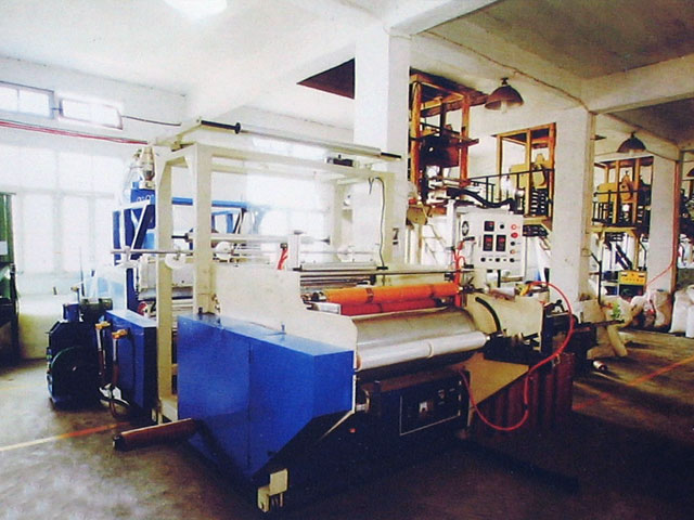 纏繞膜機(jī)